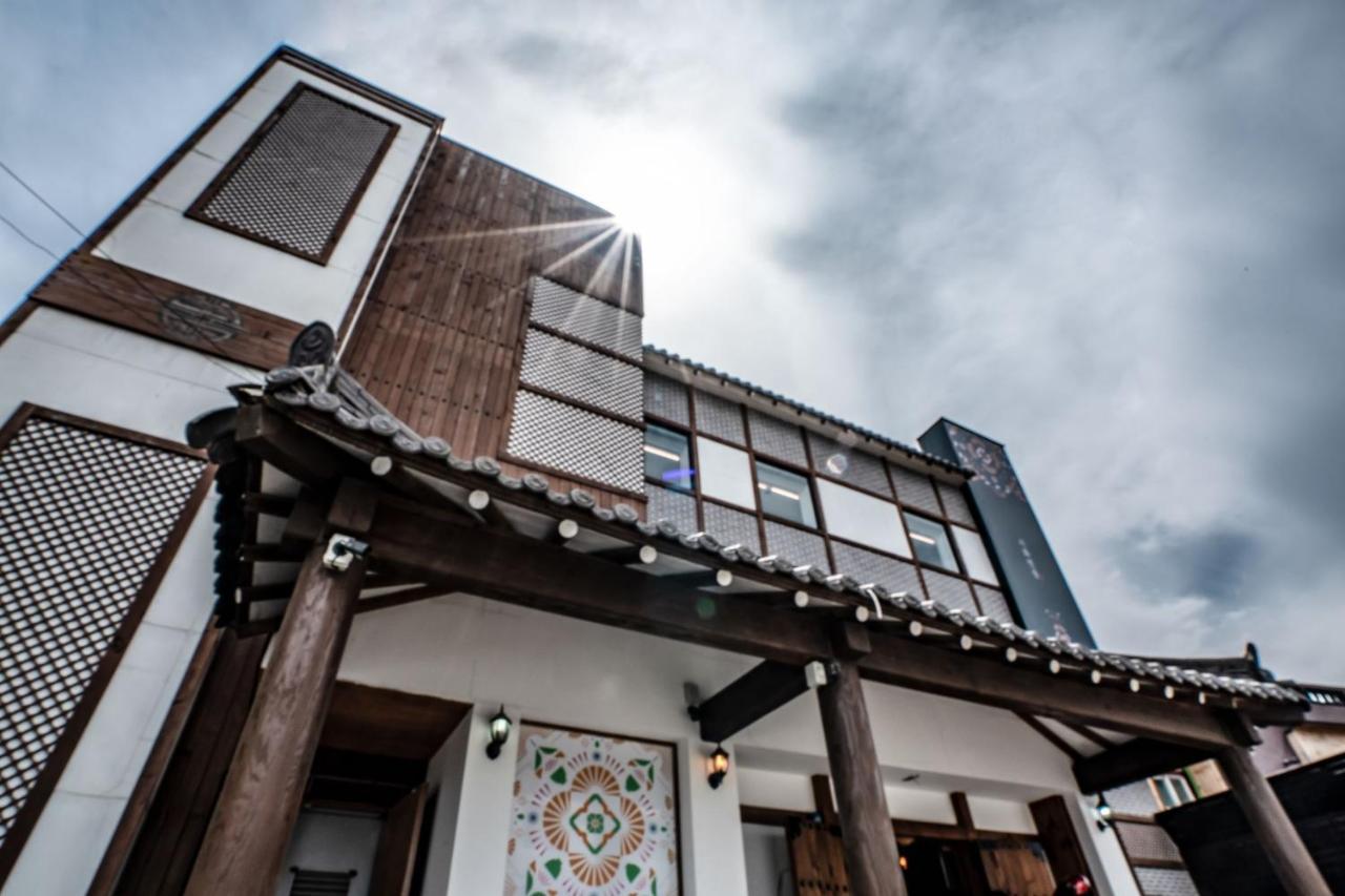 Hotelarrive Jeonju Sihwayeonpung Eksteriør billede