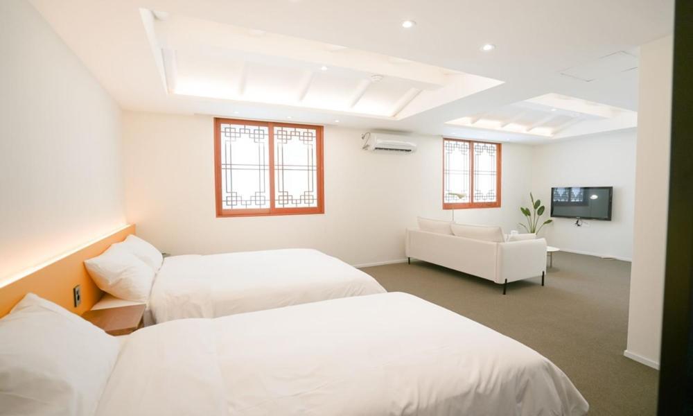 Hotelarrive Jeonju Sihwayeonpung Eksteriør billede